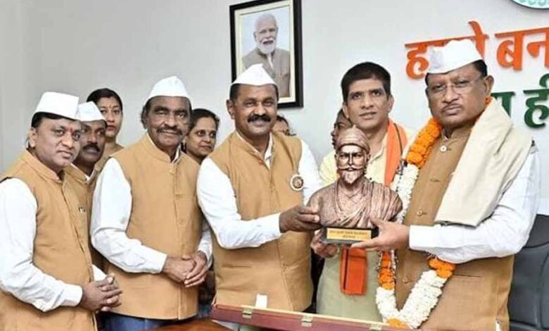 छत्तीसगढ़ कुनबी समाज महासंगठन ने मुख्यमंत्री विष्णु देव साय से की सौजन्य भेंट छत्तीसगढ़ कुनबी समाज महासंगठन ने मुख्यमंत्री विष्णु देव साय से की सौजन्य भेंट