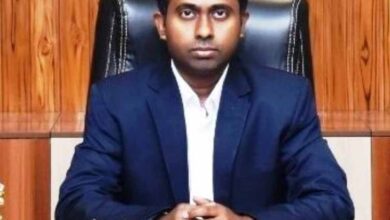 कलेक्टर ने जनदर्शन में आए 12 आवेदन पर विभागों को त्वरित निराकरण करने के दिए निर्देश