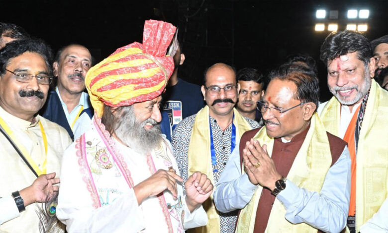 रायपुर : श्रीरविशंकर और उनके संस्थान के परोपकार और मानवता के कल्याण के कार्यों को कभी भुलाया नहीं जा सकता : मुख्यमंत्री विष्णु देव साय रायपुर : श्रीरविशंकर और उनके संस्थान के परोपकार और मानवता के कल्याण के कार्यों को कभी भुलाया नहीं जा सकता : मुख्यमंत्री विष्णु देव साय