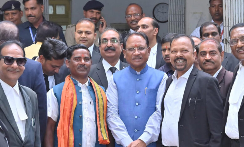 रायपुर : शोषित-पीड़ितों को न्याय दिलाने हेतु करें कार्य – मुख्यमंत्री साय रायपुर : शोषित-पीड़ितों को न्याय दिलाने हेतु करें कार्य – मुख्यमंत्री साय