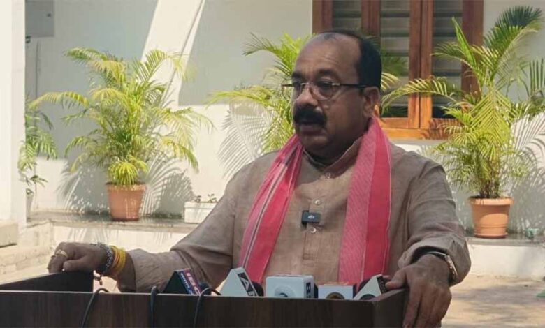 पूरा देश जानता है कि भूपेश बघेल के कार्यकाल में कई बड़े घोटाले हुए: डिप्टी सीएम साव पूरा देश जानता है कि भूपेश बघेल के कार्यकाल में कई बड़े घोटाले हुए: डिप्टी सीएम साव