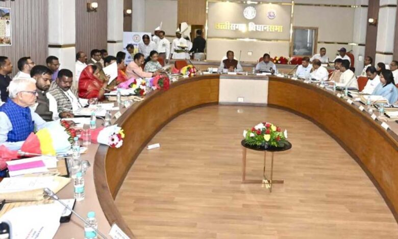 मुख्यमंत्री साय की अध्यक्षता में हुई जनजाति सलाहकार परिषद की पहली बैठक, लिए कई अहम फैसले मुख्यमंत्री साय की अध्यक्षता में हुई जनजाति सलाहकार परिषद की पहली बैठक, लिए कई अहम फैसले