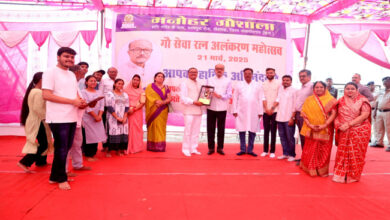 गौ सेवा रत्न अलंकरण महोत्सव- राज्यपाल श्री रमेन डेका ने गौशाला में की पूजा अर्चना