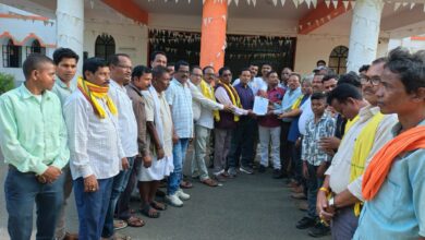जातीय भेदभाव के खिलाफ उठी आवाज
