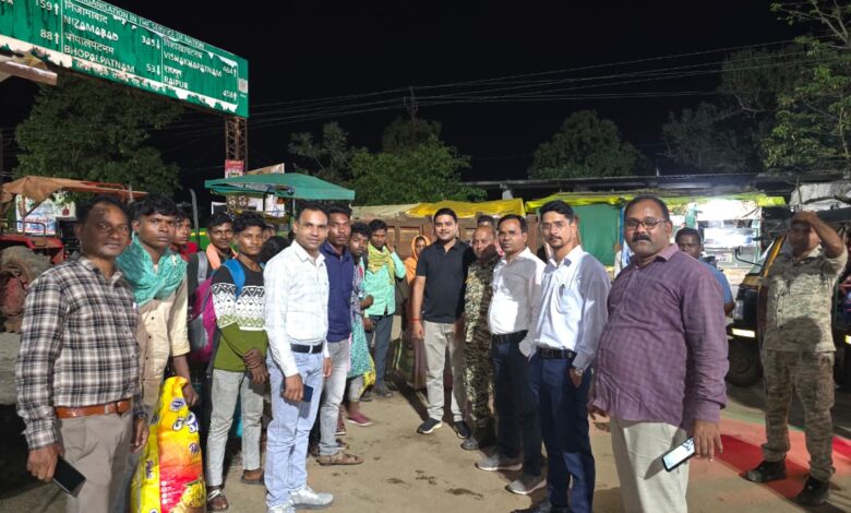 दलाल के चंगुल से छूटे 18 मजदूर, कर्नाटक से सकुशल घर लौटे