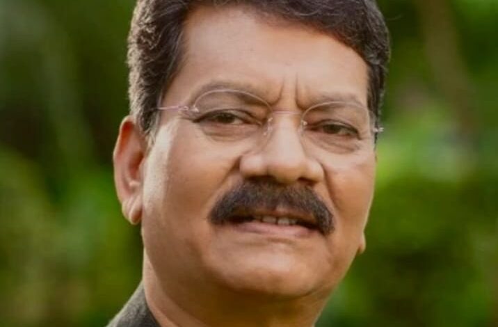 धान खरीदी केंद्रों में अवैध हमाली वसूली पर सवाल, नेता प्रतिपक्ष डॉ. चरणदास महंत ने विधायक विक्रम मंडावी को लिखा पत्र धान खरीदी केंद्रों में अवैध हमाली वसूली पर सवाल, नेता प्रतिपक्ष डॉ. चरणदास महंत ने विधायक विक्रम मंडावी को लिखा पत्र