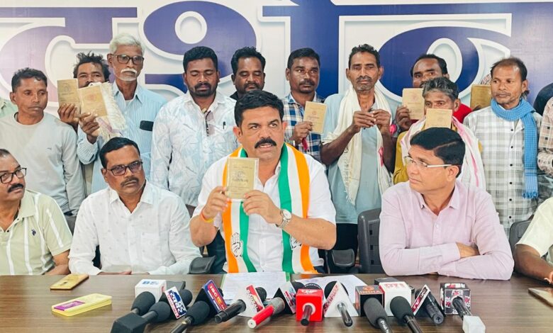 बीजापुर में आदिवासियों की जमीन हड़पने का बड़ा मामला उजागर