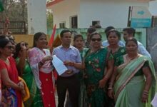 50 वर्षों की सेवा के बाद भी आंगनबाड़ी कार्यकर्ताओं को नहीं मिला सम्मानजनक वेतन