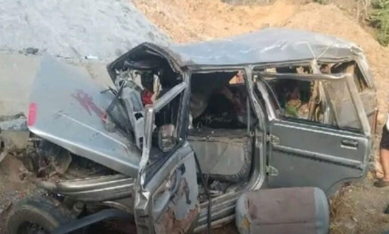 NH-30 पर दर्दनाक हादसा: मजदूरों से भरी बोलेरो नाले में गिरी, महिला की मौत NH-30 पर दर्दनाक हादसा: मजदूरों से भरी बोलेरो नाले में गिरी, महिला की मौत