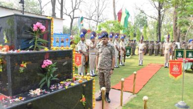 नयापारा में 85वीं बटालियन सीआरपीएफ ने श्रद्धा के साथ मनाया शौर्य दिवस