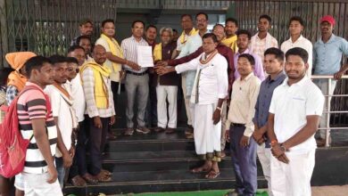 बस्तर के विस्थापितों की घर वापसी से स्थानीय भर्ती तक—सर्व आदिवासी समाज ने सीएम के नाम सौंपा ज्ञापन