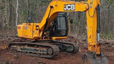 आरक्षित वन में मुरम माफिया पर वन विभाग की बड़ी कार्रवाई, 4 टिप्पर और 2 जेसीबी जब्त