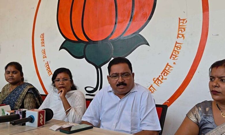 महिला आरक्षण पर कांग्रेस पर हमला, नारी नेतृत्व का युग शुरू : जानकी कोरसा