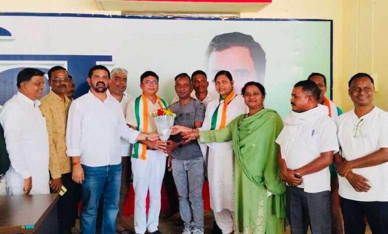 जगबंधु मांझी बने बीजापुर जिला किसान कांग्रेस अध्यक्ष, कांग्रेस नेताओं ने दी शुभकामनाएं जगबंधु मांझी बने बीजापुर जिला किसान कांग्रेस अध्यक्ष, कांग्रेस नेताओं ने दी शुभकामनाएं