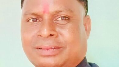 तेंदूपत्ता मजदूरों पर टिप्पणी को लेकर घमासान: फूलचंद गागड़ा माफी मांगें – लक्ष्मण कड़ती